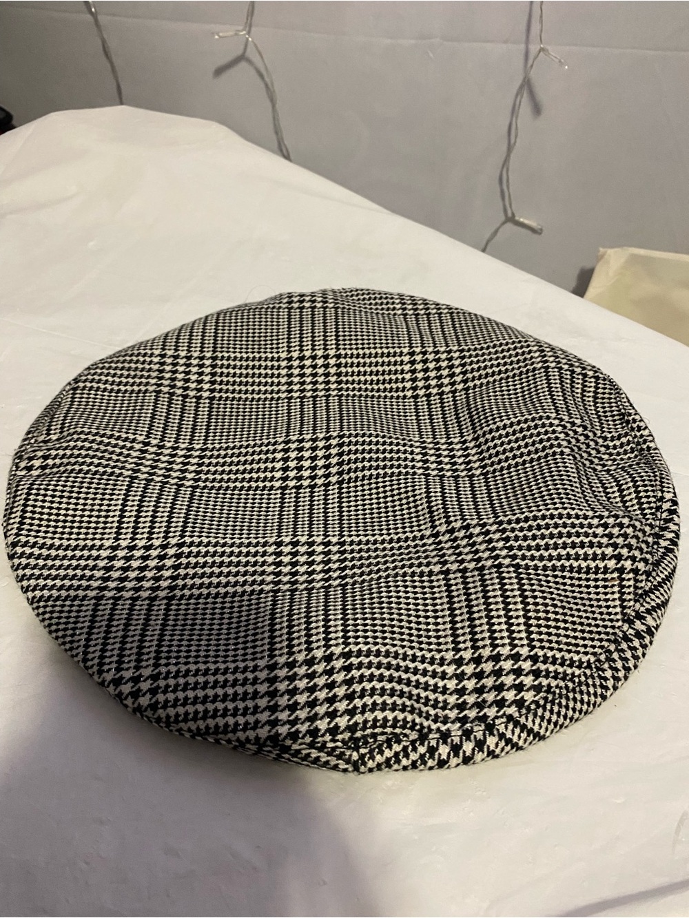 a new day Black & White Houndstooth Beret